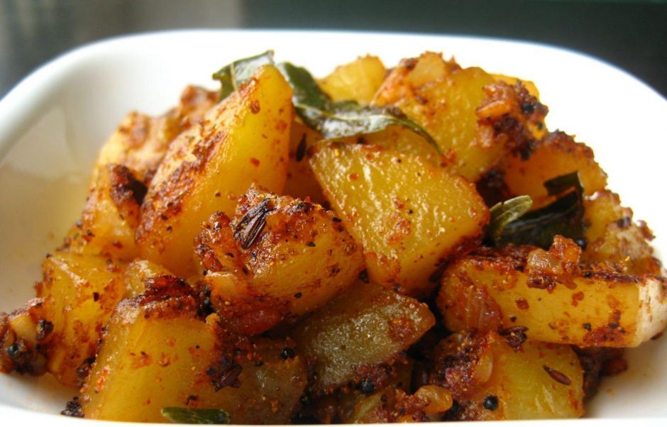Potato curry recipe, How to make potato curry recipe, aloo curry recipe