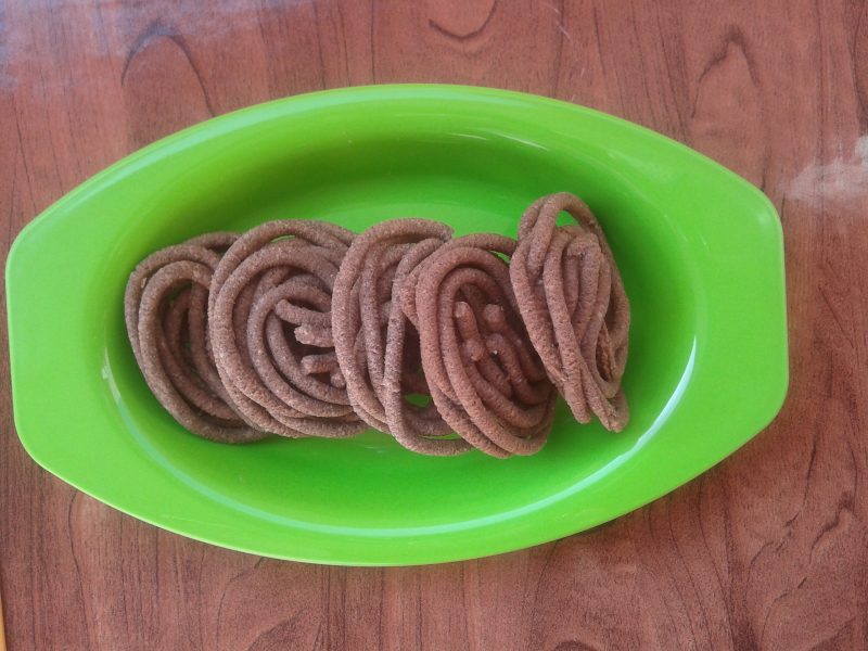 Ragi murukku, how to make ragi murukku, Finger millet murukku recipe