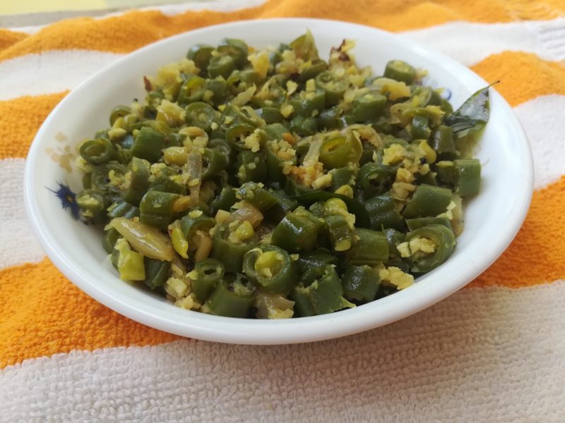 Beans poriyal recipe, how to make beans poriyal recipe tamil style
