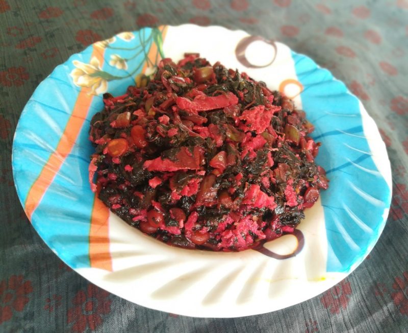 sivappu keerai poriyal, how to make sivappu keerai poriyal, Red Amaranth